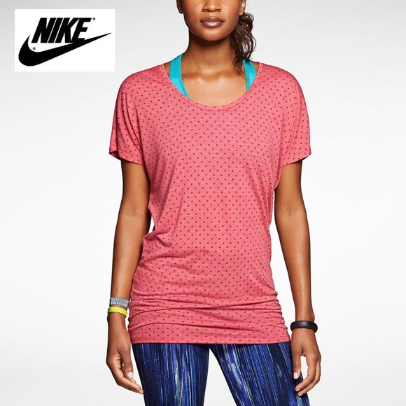 nike boyfriend fit tee